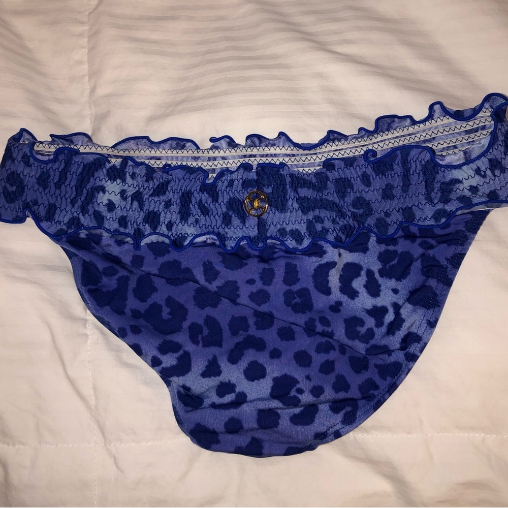 Blue Leopard VIX Bikini - Picture 10 of 15